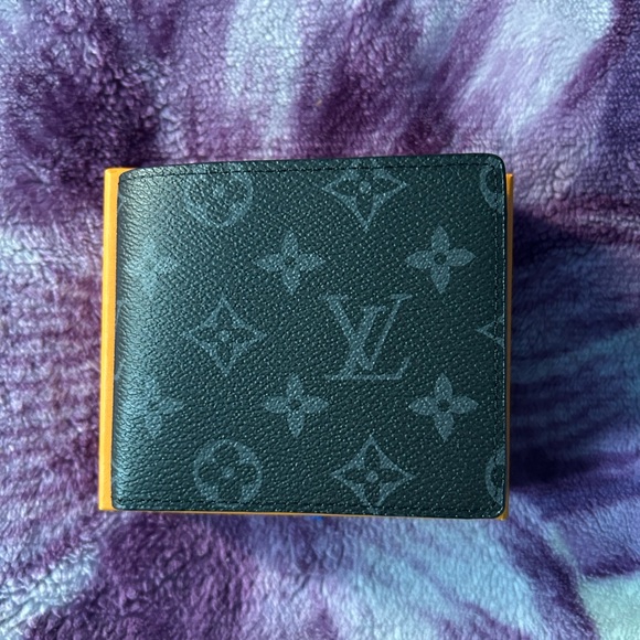 Louis Vuitton Black Wallet - Picture 1 of 6